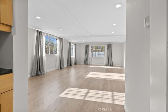 8057 Wentworth Street, Sunland, CA 91040