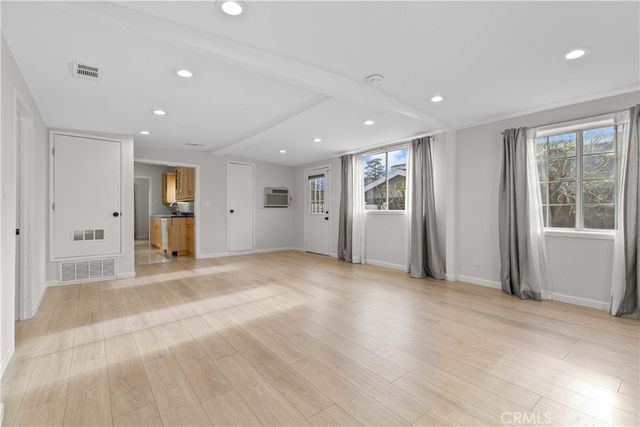 8057 Wentworth Street, Sunland, CA 91040