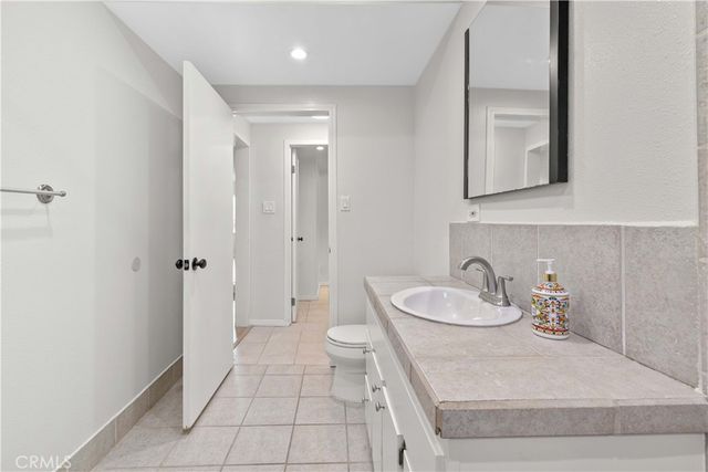 8057 Wentworth Street, Sunland, CA 91040