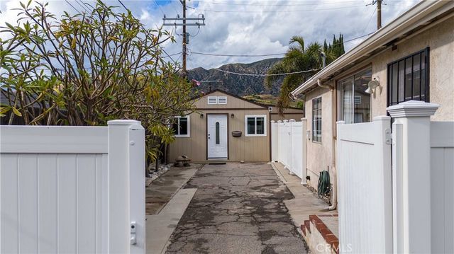 8057 Wentworth Street, Sunland, CA 91040