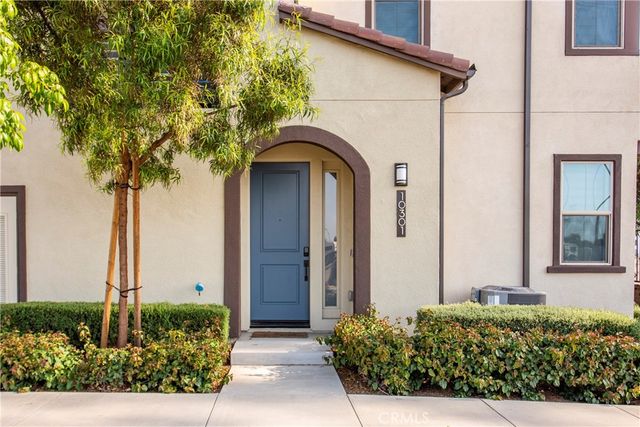 10301 Triple Crown Lane, Cypress, CA 90720