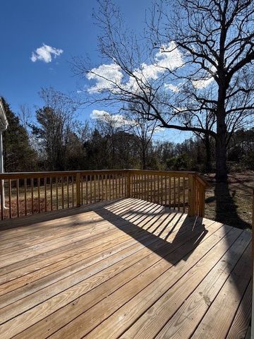 1210 Flat Rock Road, Starr, SC 29684
