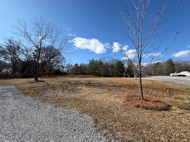 1210 Flat Rock Road, Starr, SC 29684