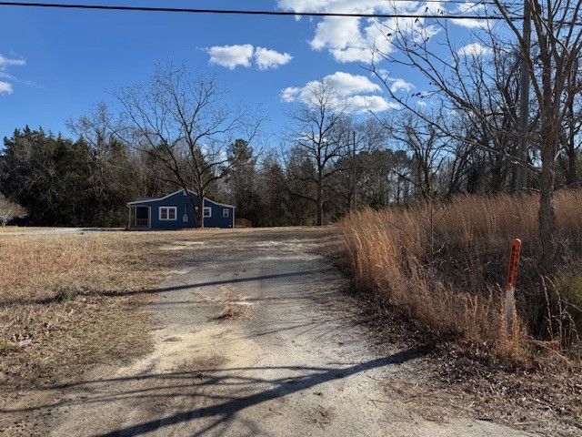 1210 Flat Rock Road, Starr, SC 29684