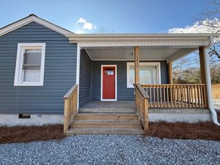 1210 Flat Rock Road, Starr, SC 29684