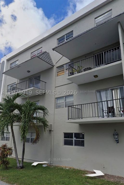 5100 SW 41st St 320, Hollywood, FL 33023