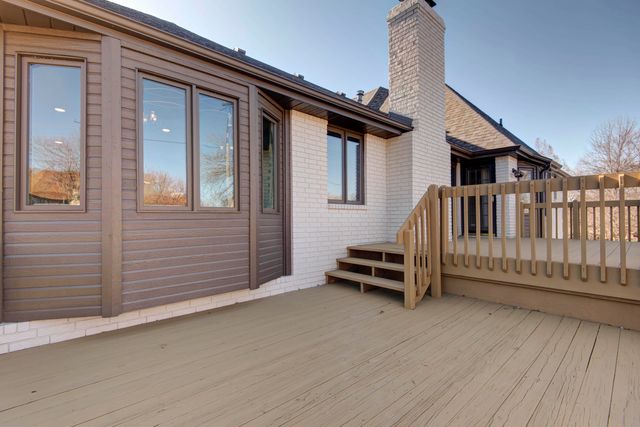 805 W Briarwood Lane, Nixa, MO 65714