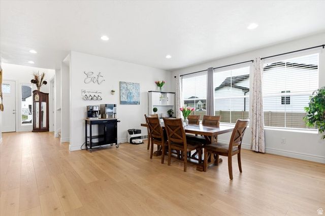 1251 N 2525 W, Clinton, UT 84015