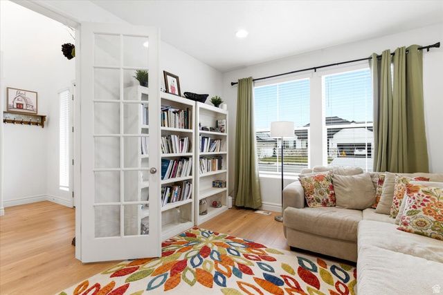 1251 N 2525 W, Clinton, UT 84015