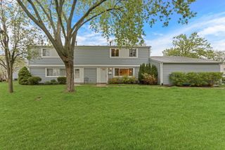 751 Dover Place 4C, Wheeling, IL 60090