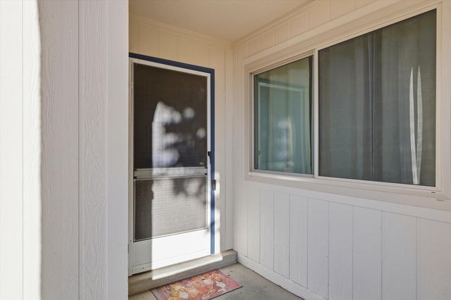 917 Charles Drive NE, Rio Rancho, NM 87144