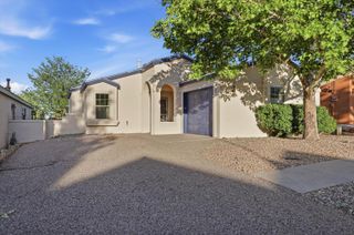917 Charles Drive NE, Rio Rancho, NM 87144