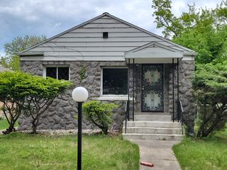 10145 S Calhoun Avenue, Chicago, IL 60617