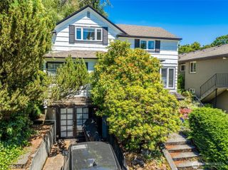910 E Prospect Street, Seattle, WA 98102