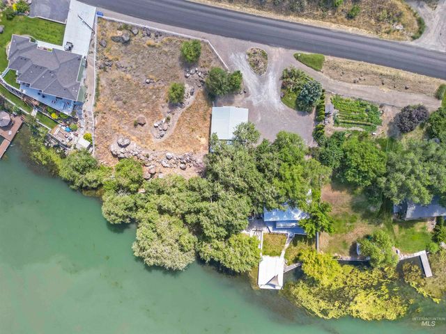 44 Bell Rapids Road, Hagerman, ID 83332