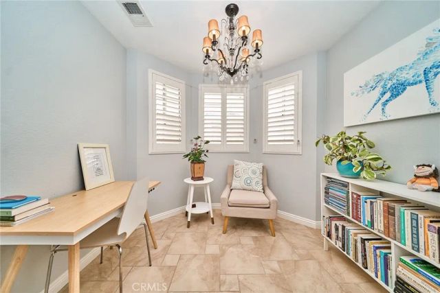 1960 E Villa, Pasadena, CA 91107