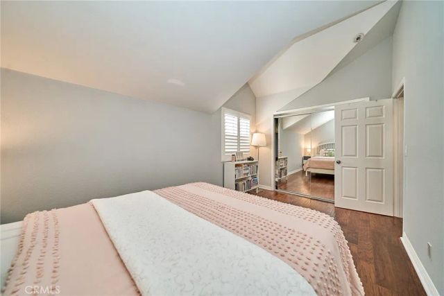 1960 E Villa, Pasadena, CA 91107