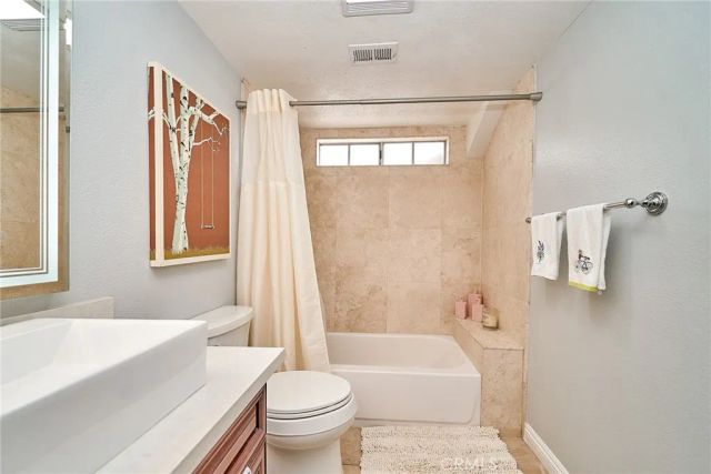 1960 E Villa, Pasadena, CA 91107