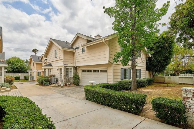 1960 E Villa, Pasadena, CA 91107