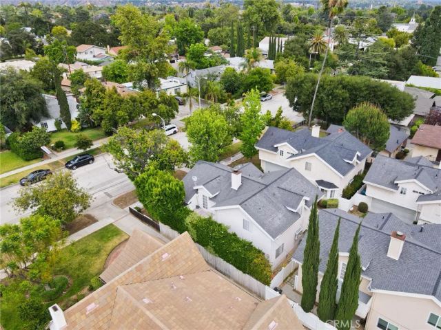 1960 E Villa, Pasadena, CA 91107