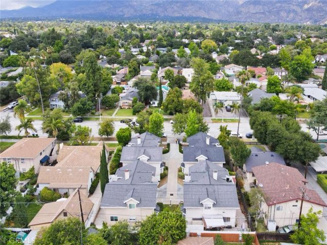 1960 E Villa, Pasadena, CA 91107
