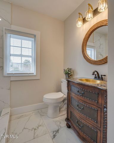 213 West Sullivan Street, Kingsport, TN 37660