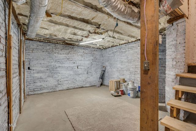 213 West Sullivan Street, Kingsport, TN 37660