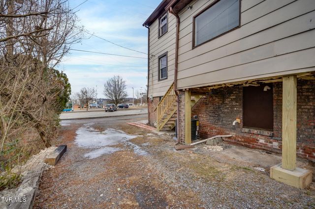 213 West Sullivan Street, Kingsport, TN 37660