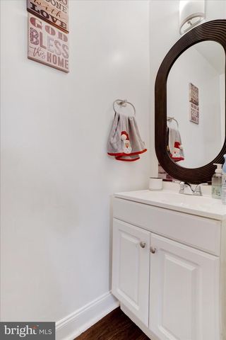 442 S DUKE ST, York, PA 17401