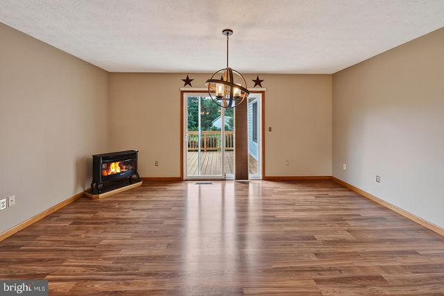 119 BARRICK DR, Duncannon, PA 17020