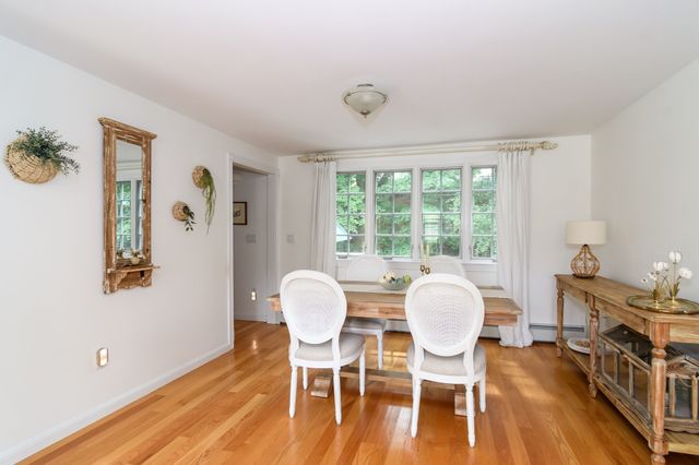 37 Pine St, Natick, MA 01760