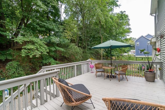 37 Pine St, Natick, MA 01760