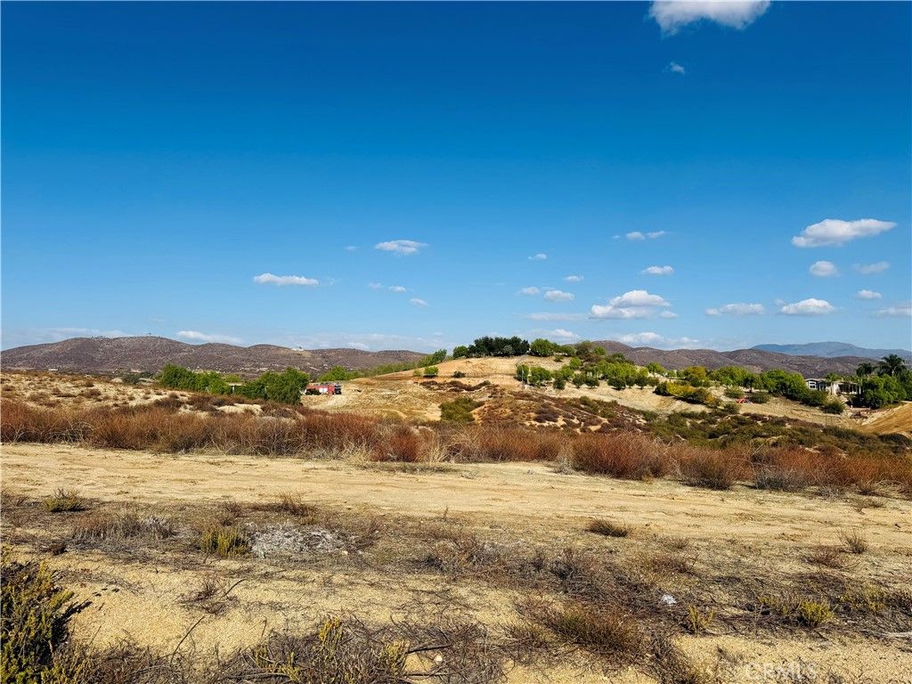 37500 Spring Valley, Temecula, CA 92592 — exterior