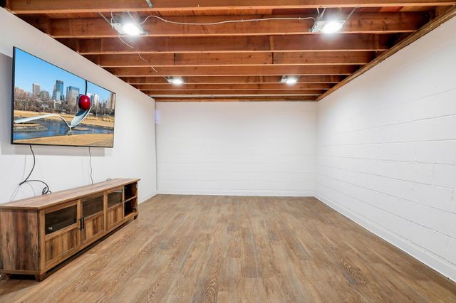 15765 Hayes Trail, Apple Valley, MN 55124