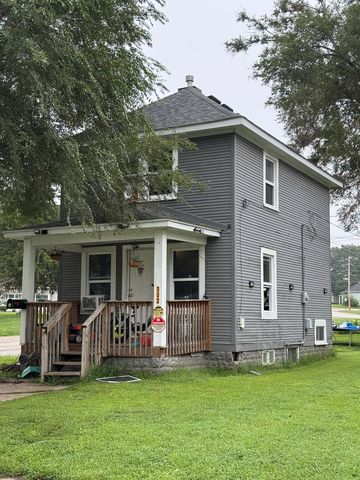 302 12th Street, East Moline, IL 61244