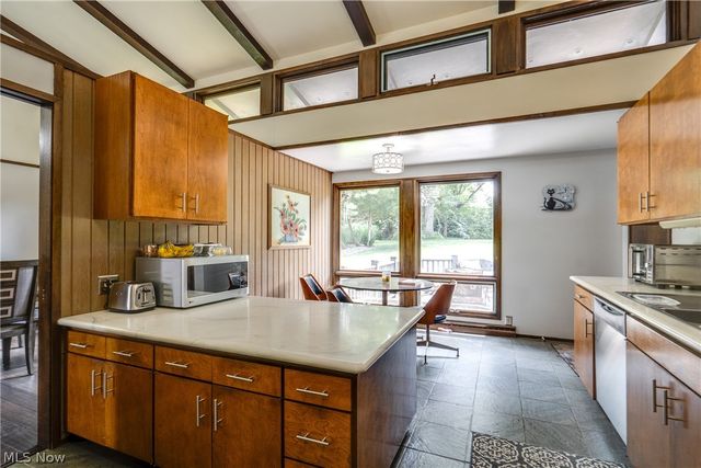 1241 Burd Avenue NE, Massillon, OH 44646