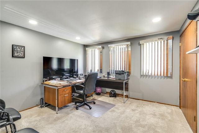 1241 Burd Avenue NE, Massillon, OH 44646