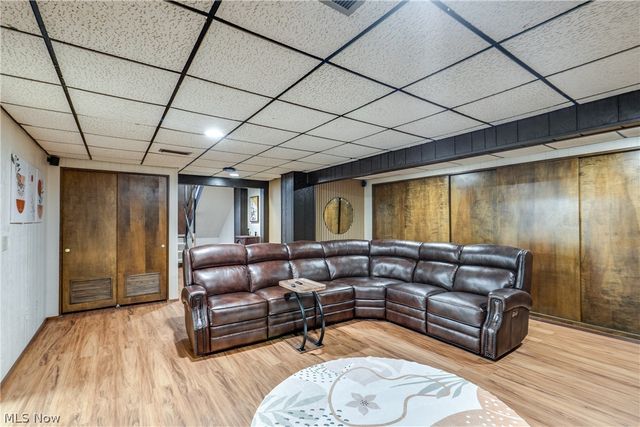 1241 Burd Avenue NE, Massillon, OH 44646