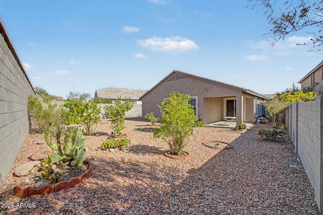 10736 W BRONCO Trail, Peoria, AZ 85383