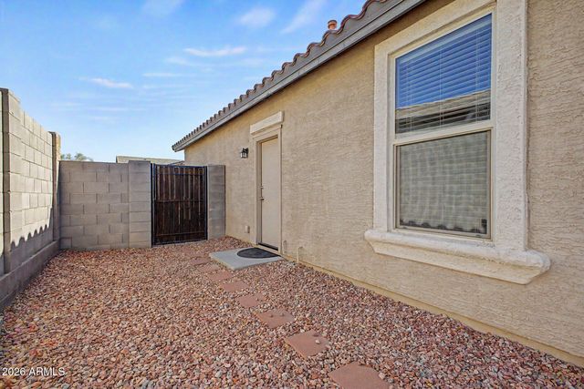10736 W BRONCO Trail, Peoria, AZ 85383