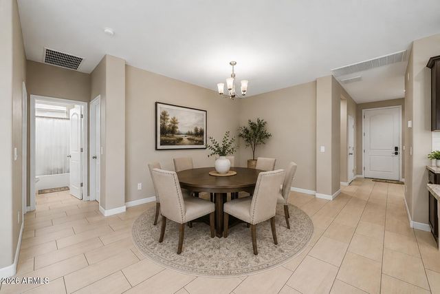 10736 W BRONCO Trail, Peoria, AZ 85383