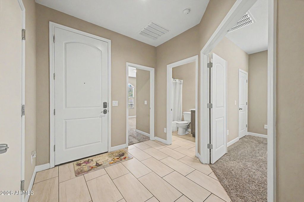 10736 W BRONCO Trail, Peoria, AZ 85383 — photo 2
