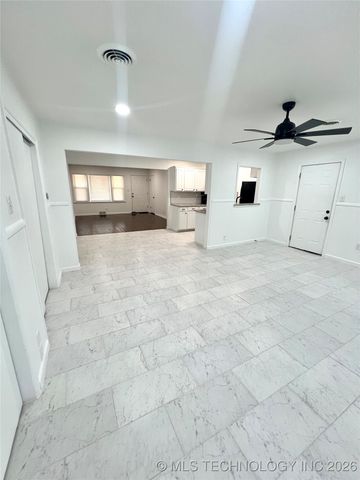 1622 S Ash Place, Broken Arrow, OK 74012