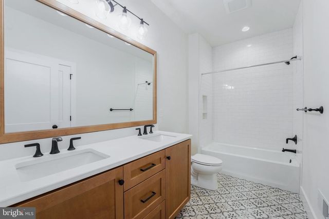 47 SAWMILL CT, West Chester, PA 19382