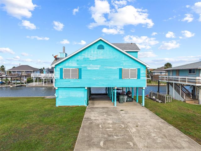 21902 Lampasas Drive, Galveston, TX 77554