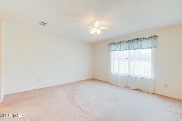 8825 Michael Drive, Moss Point, MS 39562