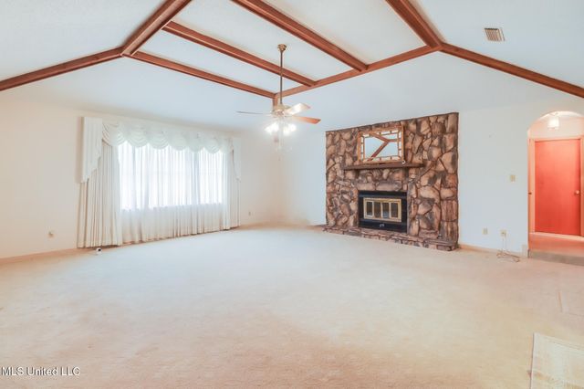 8825 Michael Drive, Moss Point, MS 39562
