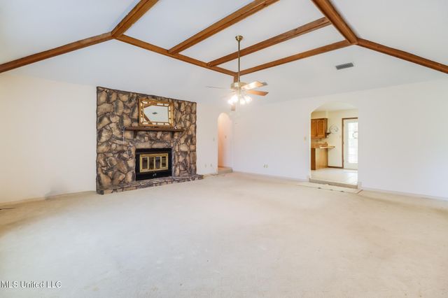 8825 Michael Drive, Moss Point, MS 39562