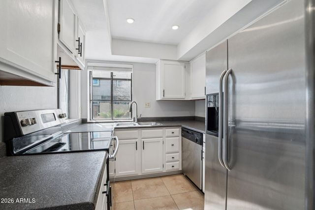 2311 E HARTFORD Avenue 41, Phoenix, AZ 85022