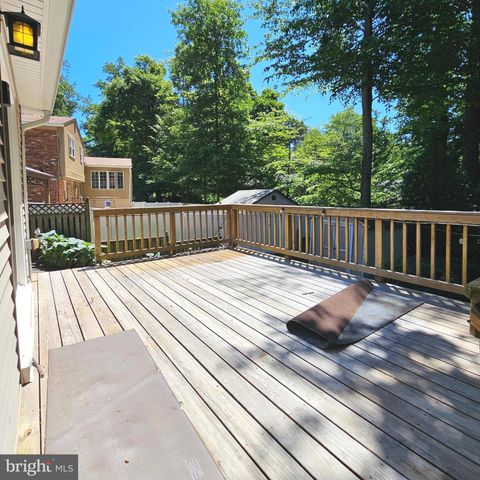 8925 FALLING CREEK CT, Annandale, VA 22003
